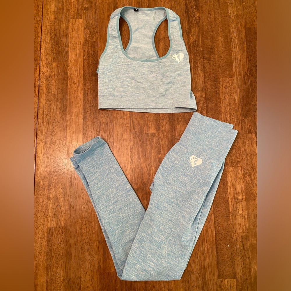 Women’s Best Move Seamless Set Sports Bra and Leggings